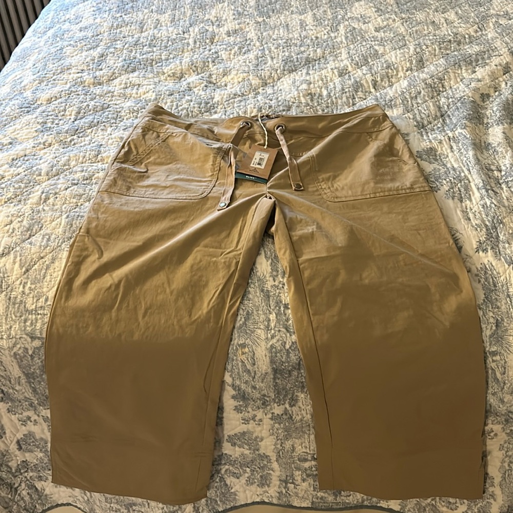PrAna Bliss Capri